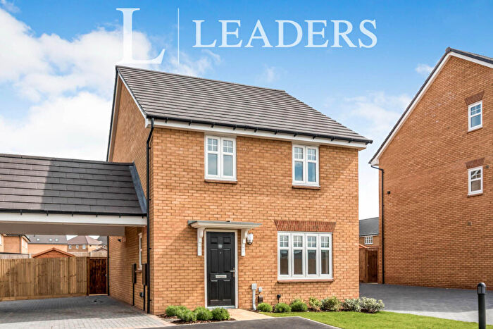 3 Bedroom Detached House To Rent In Lakeside Drive, Bedford, MK42