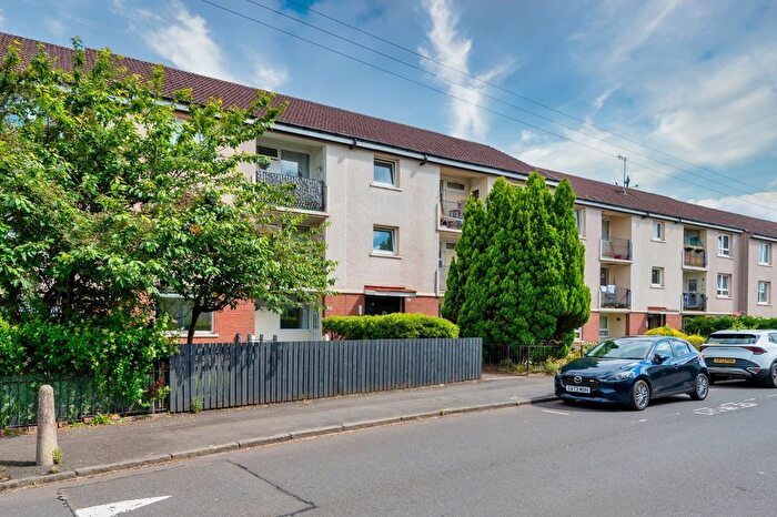 2 Bedroom Flat To Rent In Rotherwood Avenue, Glasgow, G13