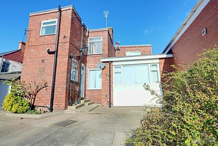 3 Bedroom Semi-Detached House To Rent In Mill Street, Clowne, Chesterfield, Derbyshire, S43