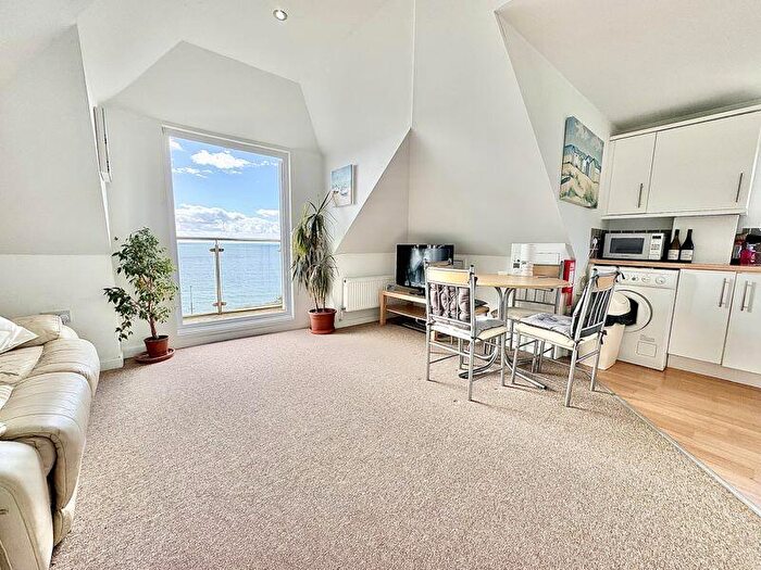1 Bedroom Flat For Sale In Southbourne Overcliff Drive, Southbourne, Bournemouth, BH6