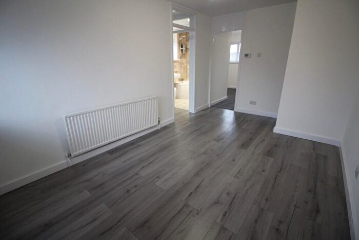 1 Bedroom Apartment To Rent In Andover Avenue, Middleton, M24