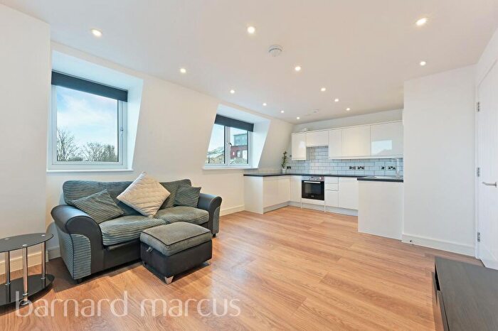 1 Bedroom Apartment To Rent In Manor Road, Wallington, SM6