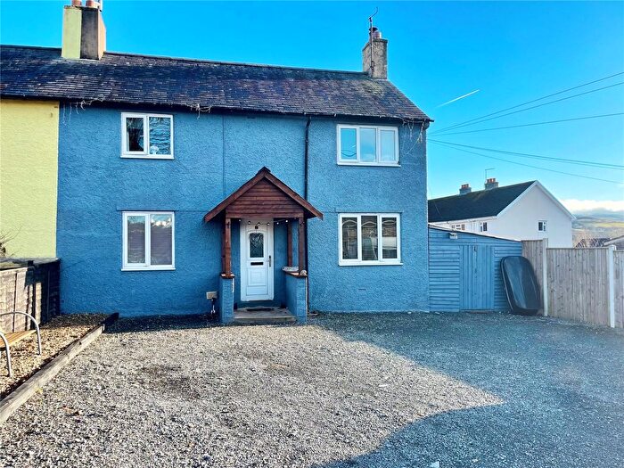 3 Bedroom Semi-Detached House For Sale In Heol Y Bannau, Pontrhydfendigaid, Ystrad Meurig, Ceredigion, SY25