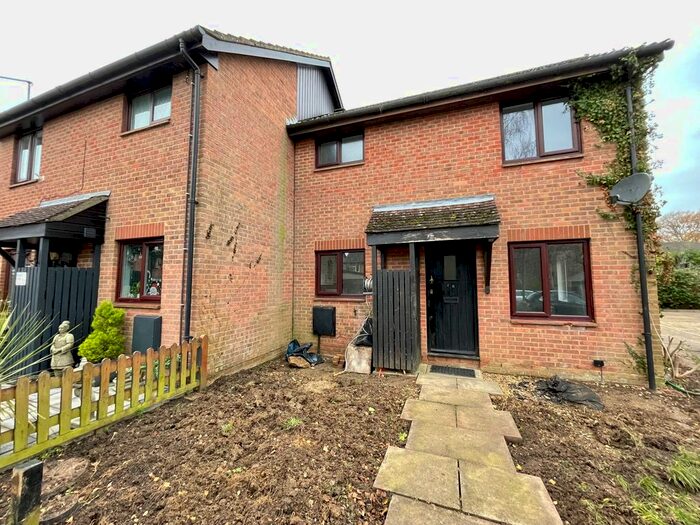 1 Bedroom End Of Terrace House To Rent In Barnfield Way, Hurstgreen, Oxted, RH8