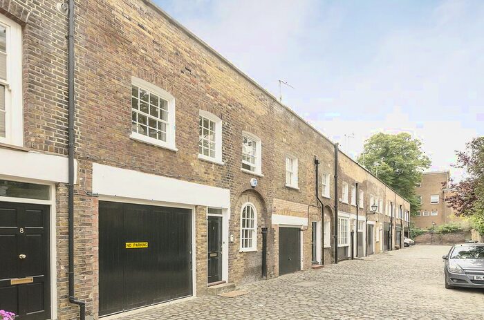 2 Bedroom Mews To Rent In Hanover Terrace Mews, London, NW1