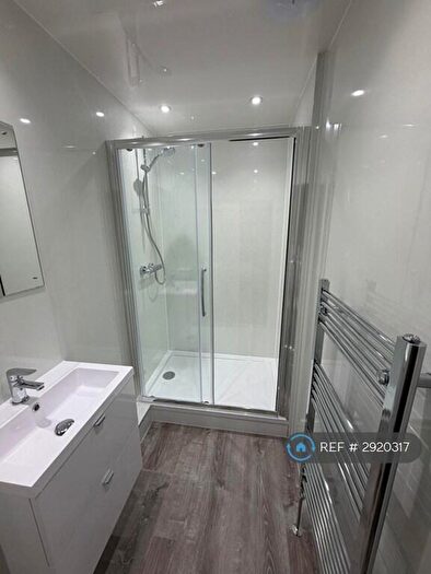 2 Bedroom Flat To Rent In Dalkeith Road, Edinburgh, EH16
