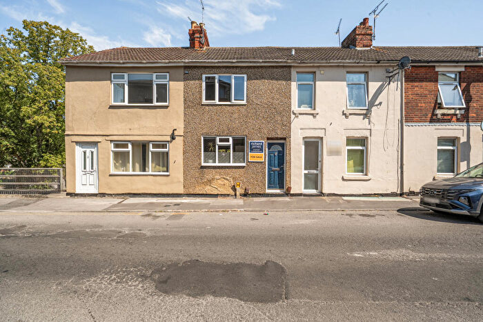 2 Bedroom Terraced House For Sale In Cambria Bridge Road, Swindon, SN1