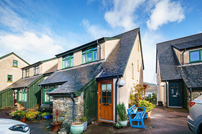 4 Bedroom Maisonette For Sale In Ros Mhor Gardens, Sandbank, Argyll And Bute, PA23