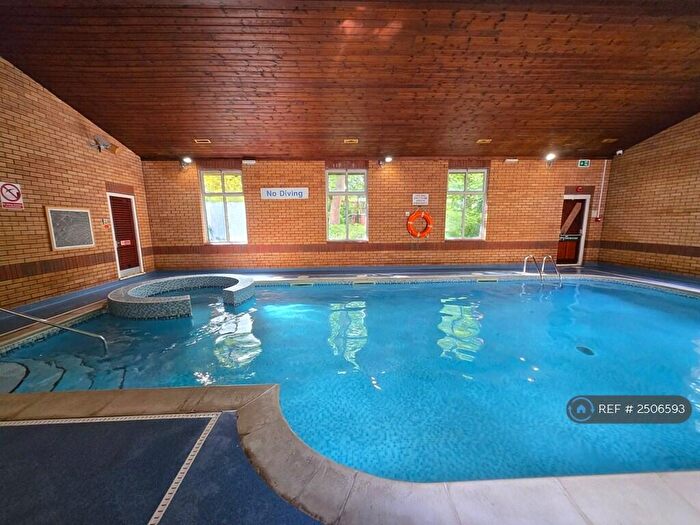 2 Bedroom Flat To Rent In Tilehurst Court, Salford, M7