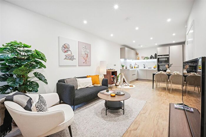 2 Bedroom Flat To Rent In Uncle Colindale, Aeriel Square, London, NW9