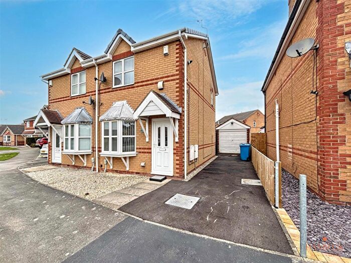 2 Bedroom Property For Sale In Hemble Way, Kingswood, Hull, HU7
