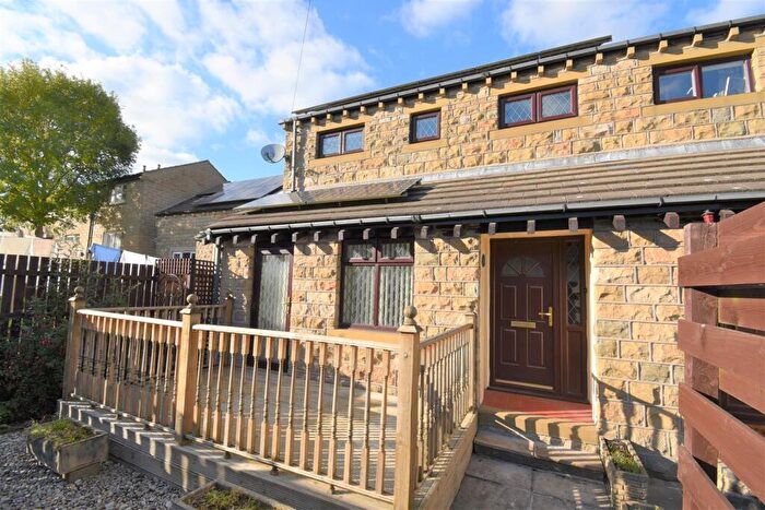 2 Bedroom House To Rent In Heathfield Mews, Golcar, Huddersfield, HD7