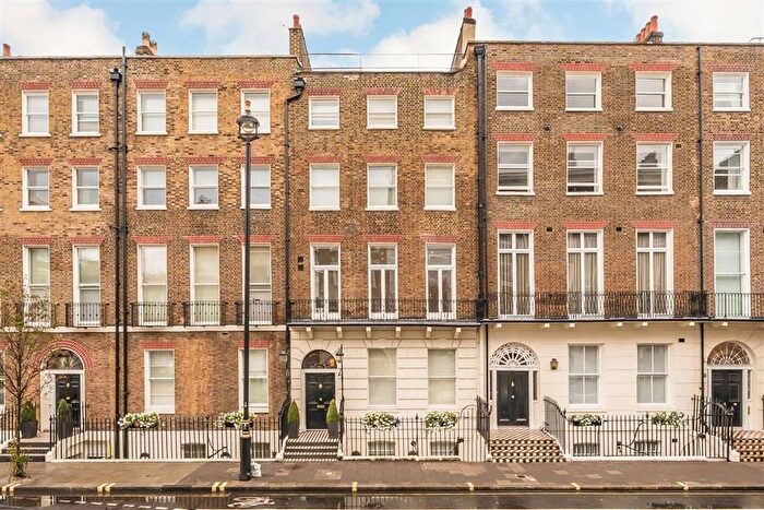 1 Bedroom Flat To Rent In Gloucester Place, Marylebone, W1U