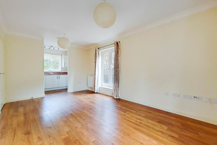 2 Bedroom Apartment To Rent In Old Saw Mill Place, Amersham, HP6