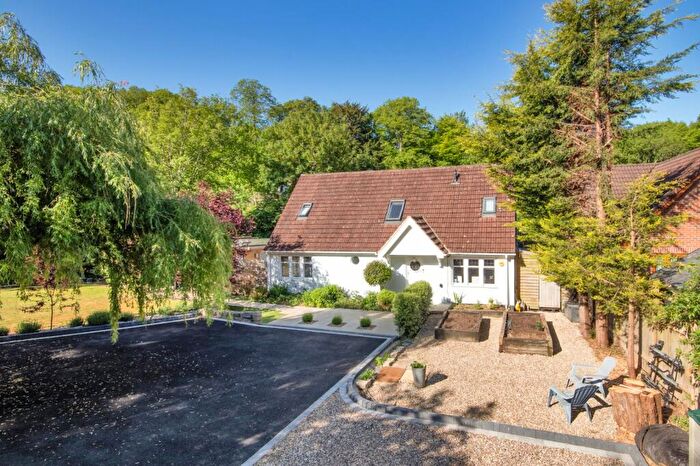 3 Bedroom Bungalow For Sale In Rhododendron Avenue, Meopham, Gravesend, Kent, DA13