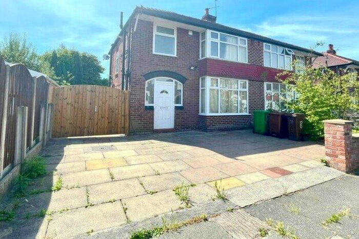 1 Bedroom Semi-Detached House To Rent In Alverstone Road, Manchester, M20