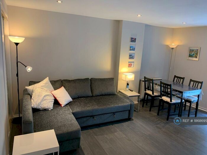 1 Bedroom Flat To Rent In Chapel Lane, Edinburgh, EH6