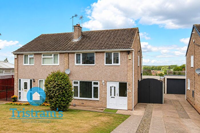 3 Bedroom Semi-detached House For Sale In Wembley Road, Arnold, NG5