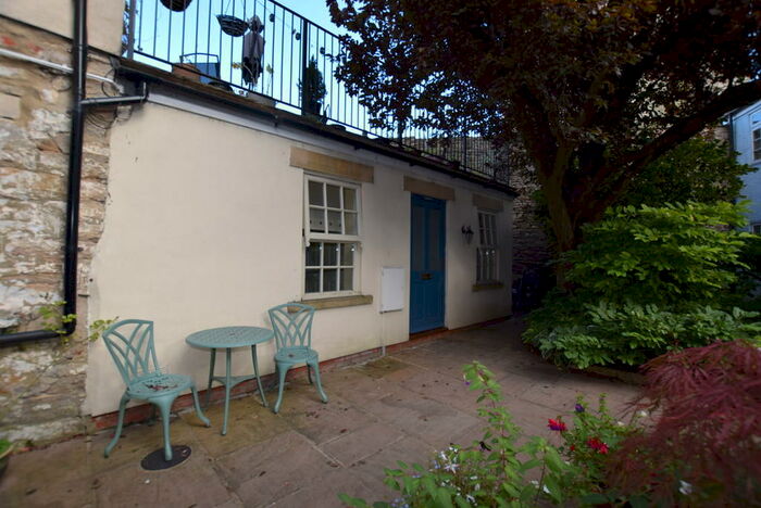 Studio To Rent In Castle Hill, Richmond, DL10