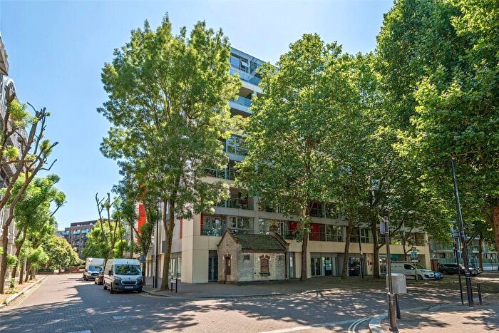 1 Bedroom Apartment To Rent In Tavern Quay, Rope Street, Surrey Docks, SE16