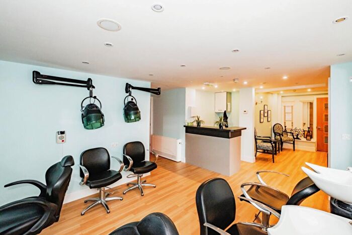 1 Bedroom Retirement Property To Rent In Claridge House, Chruch Street, Litttlehampton, BN17