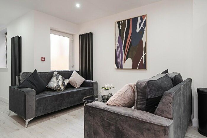 2 Bedroom House To Rent In Adelaide Road, Liverpool, L7