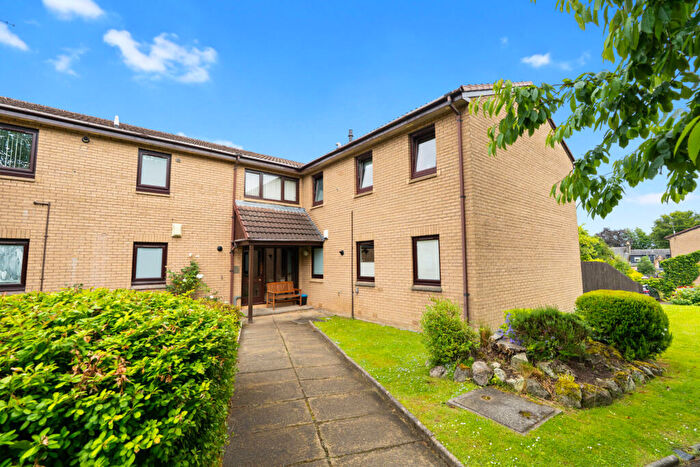 2 Bedroom Flat For Sale In South Park Drive, Paisley, PA2