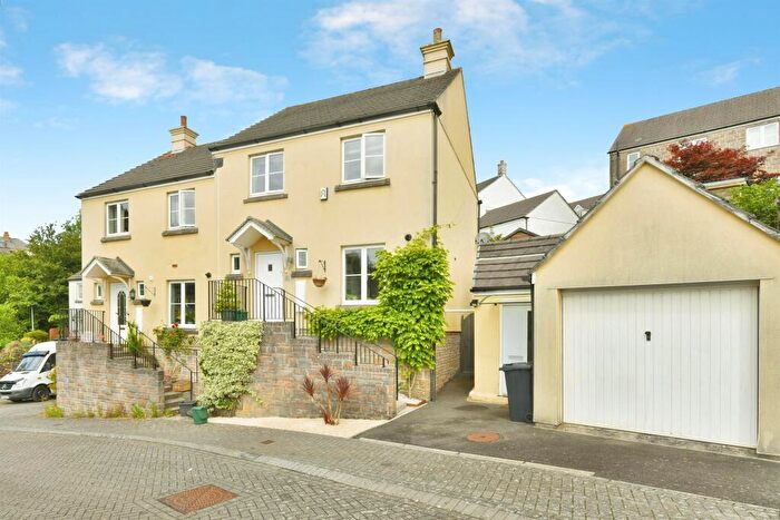 3 Bedroom Semi Detached House For Sale In Honeysuckle Close, Pillmere, Saltash, PL12