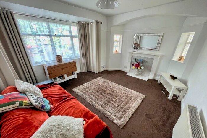 1 Bedroom Flat To Rent In Old Oak Road, Birmingham, B38