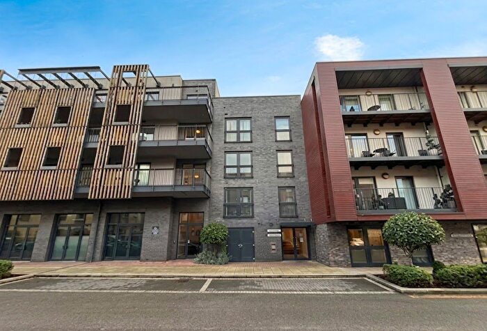 1 Bedroom Flat For Sale In Moore Court, Howard Road, Stanmore Place, Stanmore, Middlesex, HA7