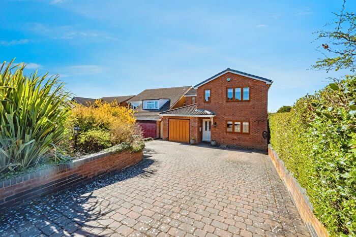 4 Bedroom Detached House For Sale In Hayfield Hill, Rugeley, WS15