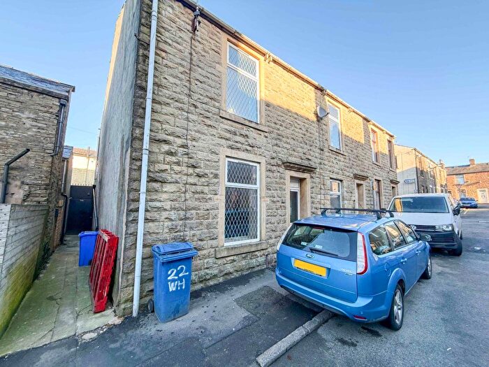 3 Bedroom End Of Terrace House For Sale In Dale Street, Haslingden, Rossendale, BB4