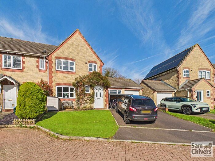 3 Bedroom End Of Terrace House For Sale In Faulkland View, Peasedown St. John, Bath, BA2