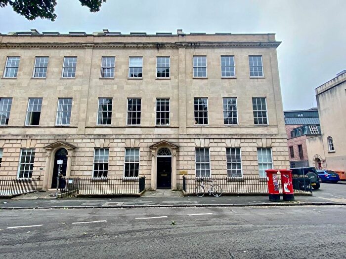2 Bedroom Flat For Sale In Portland Square, Bristol, BS2