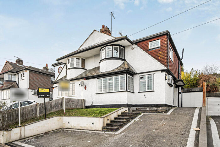 3 Bedroom Semi Detached House For Sale In Newstead Avenue, Orpington, BR6