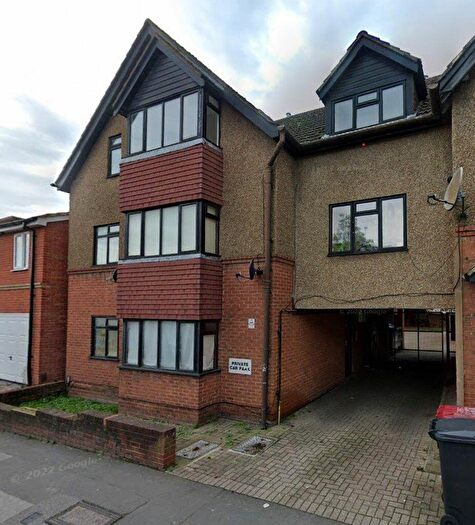 1 Bedroom Flat To Rent In Ledgers Road, SL1