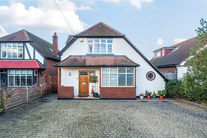4 Bedroom Detached House To Rent In Lower Road, Great Bookham, Leatherhead, Surrey, KT23