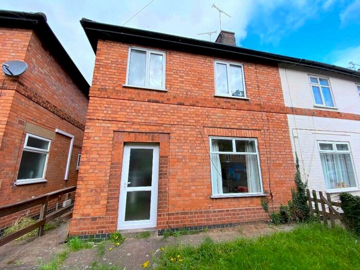 3 Bedroom Terraced House To Rent In Westbury Road, Clarendon Park, Leicester, LE2