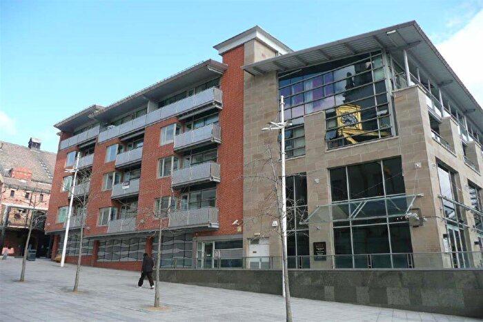 1 Bedroom Apartment To Rent In Broderick Court, LS1