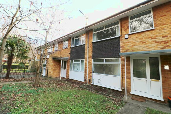 3 Bedroom Terraced House To Rent In Ashurst Road, Maidstone ME14