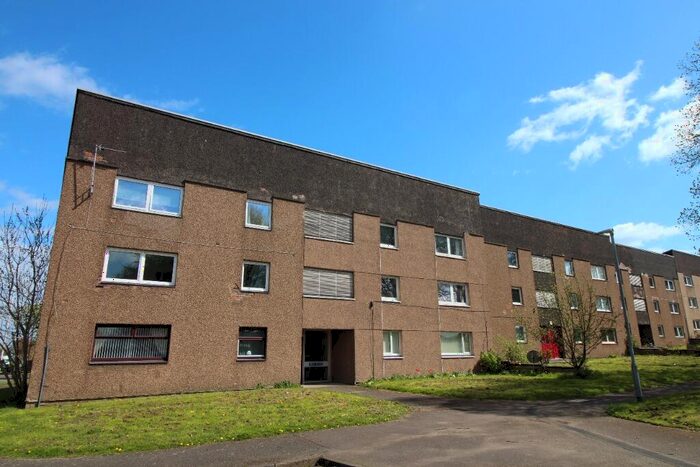 2 Bedroom Flat To Rent In Gairdoch Street, Bainsford, FK2