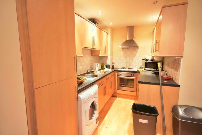 3 Bedroom Flat To Rent In Starbeck Avenue, Sandyford, NE2