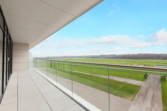 2 Bedroom Apartment To Rent In Kingman Way Newbury, RG14