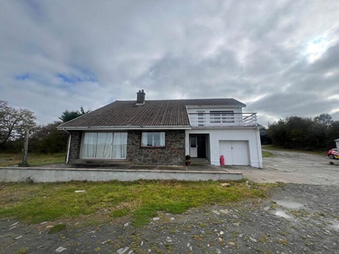 4 Bedroom Smallholding For Sale In Mydroilyn, Near Aberaeron, SA48