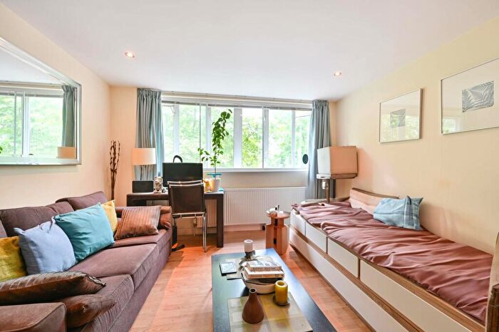 House To Rent In Rayners Lane, Rayners Lane, Harrow, HA2