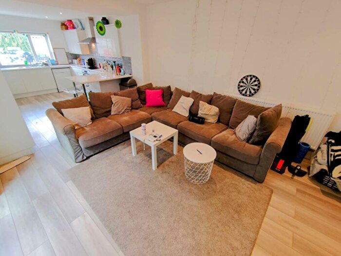 5 Bedroom House To Rent In Cathays Terrace, Cathays, CF24