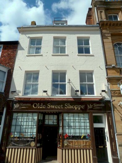 1 Bedroom Flat To Rent In Salisbury, SP1