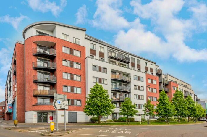 1 Bedroom Flat To Rent In North Court, Upper Charles Street, Camberley, Surrey, GU15