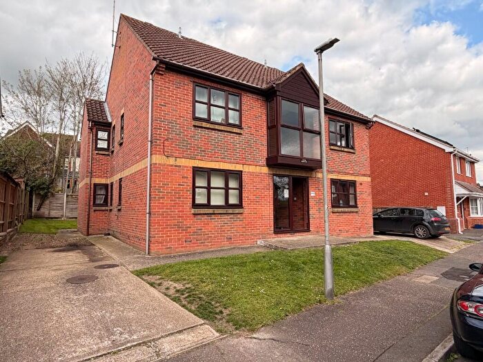 2 Bedroom Flat For Sale In St. Andrews Road, Halstead, Essex, Tf, CO9