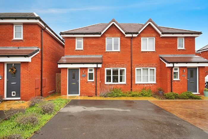 3 Bedroom Semi Detached House For Sale In Signal Road, Cam, Dursley, Gloucestershire, GL11